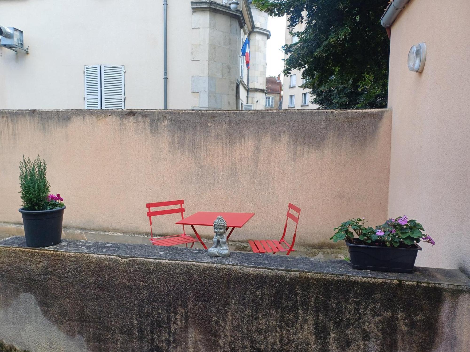 Joli Cocon En Plein Centre Ville Vichy Buitenkant foto